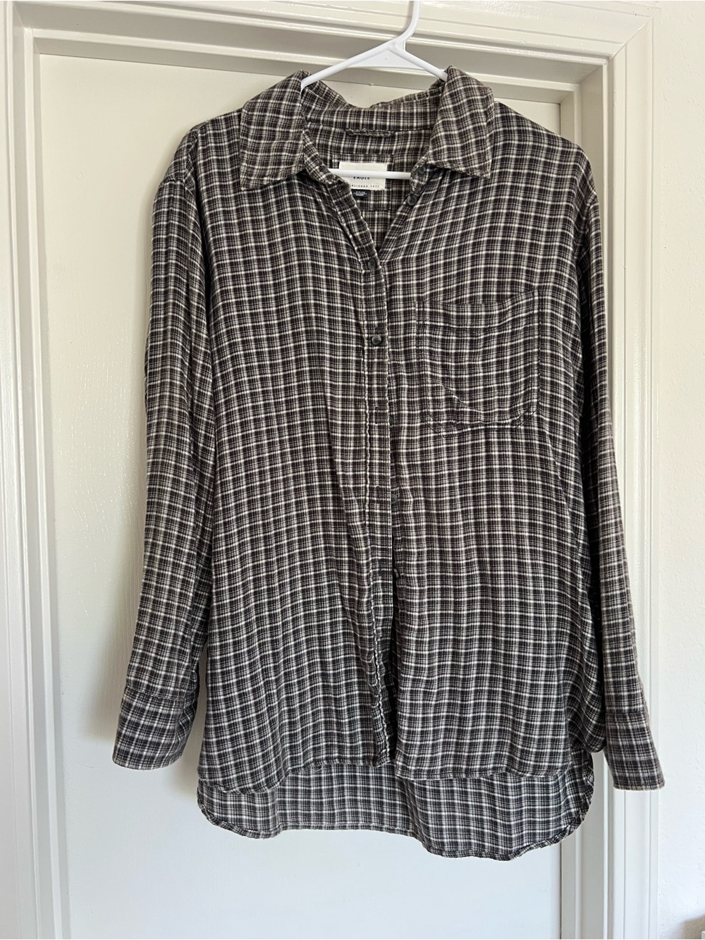 American Eagle Outfitters Black and White Plaid Button-Up Shirt